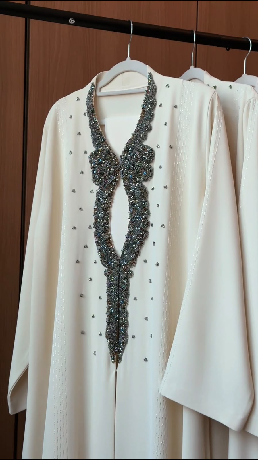 Lulu Al Qamar Ivory Abaya
