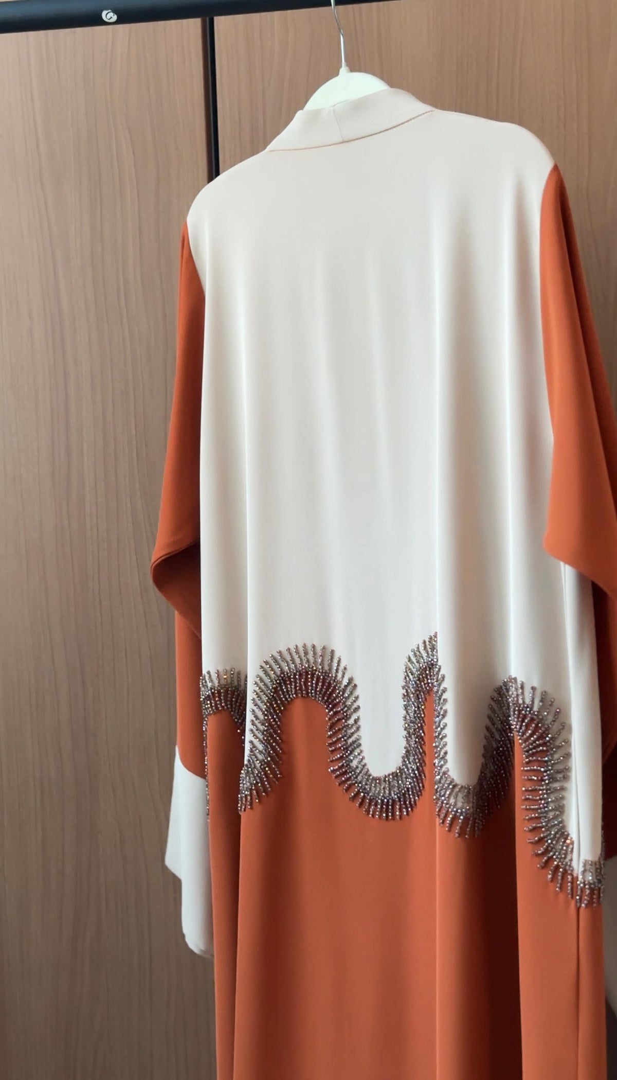 HEYA Sahara Dune Abaya – Terracotta & Cream