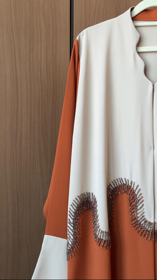 HEYA Sahara Dune Abaya – Terracotta & Cream
