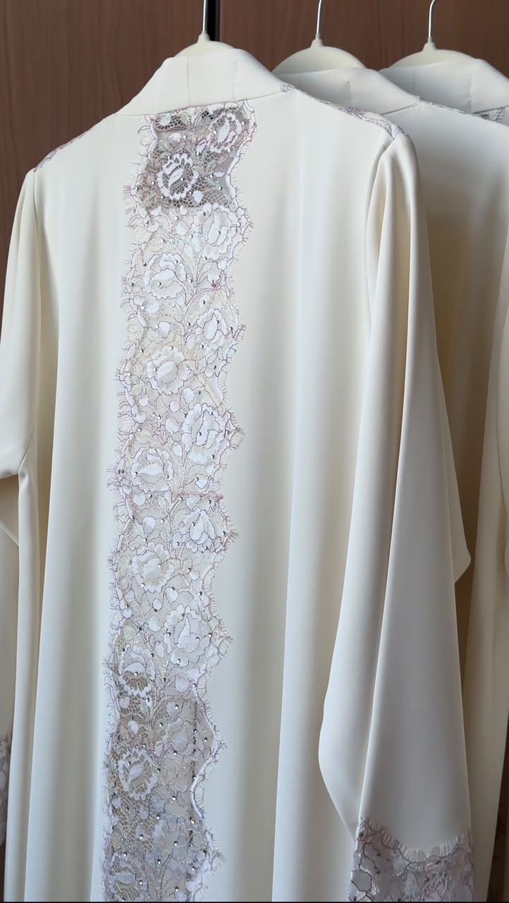 Ivory Lace Bloom Abaya