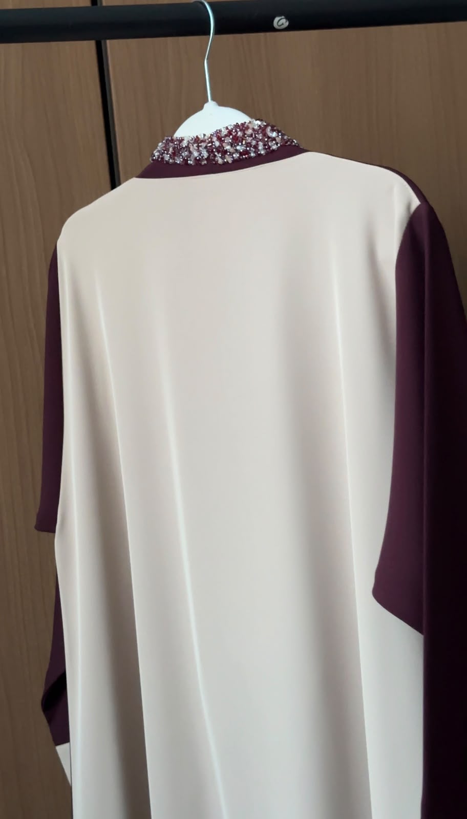 Burgundy Beige Abaya