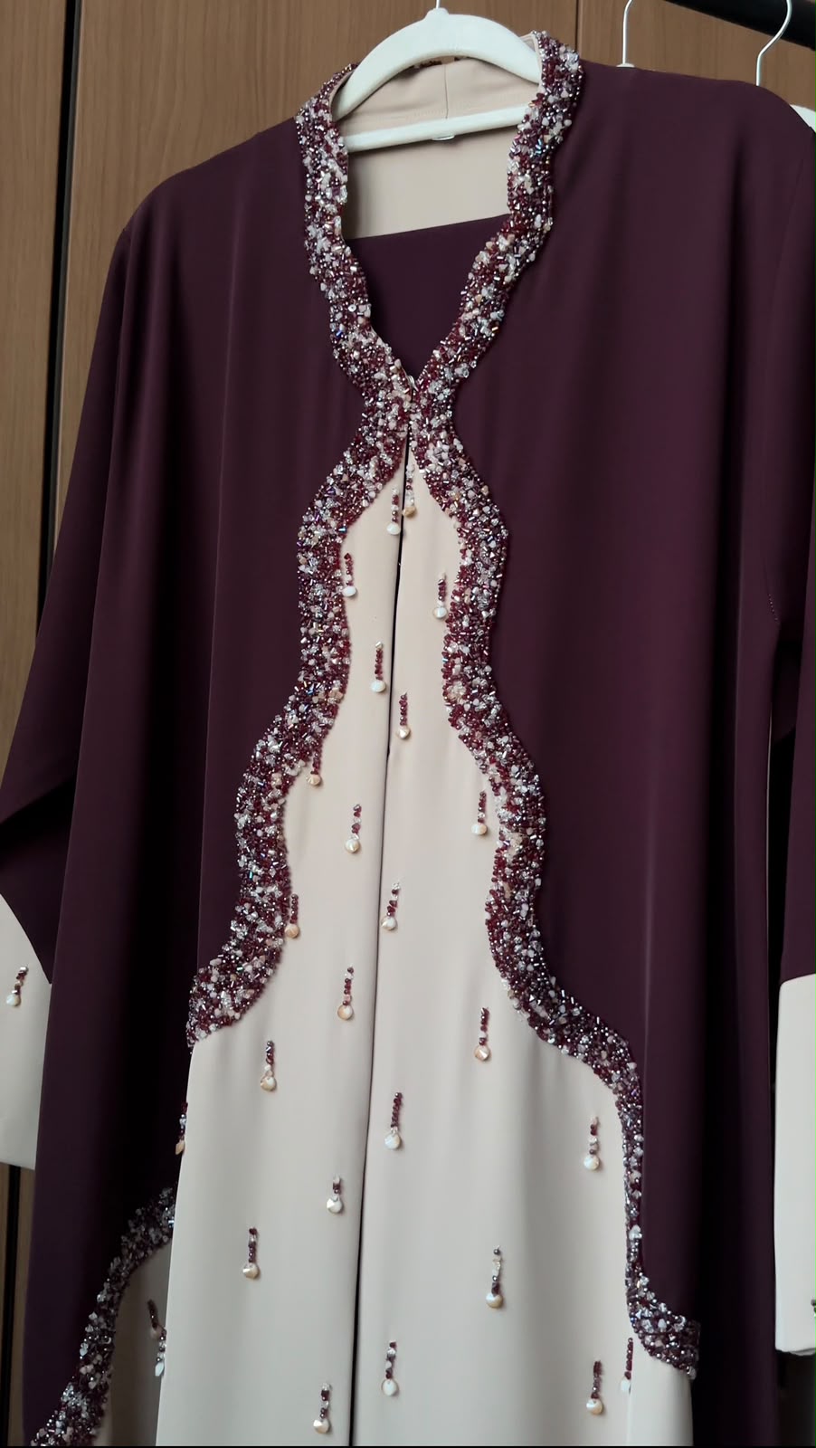 Burgundy Beige Abaya