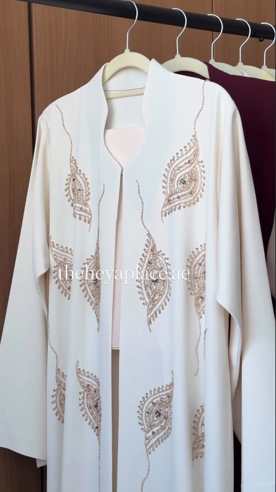 Pearl Feather Abaya