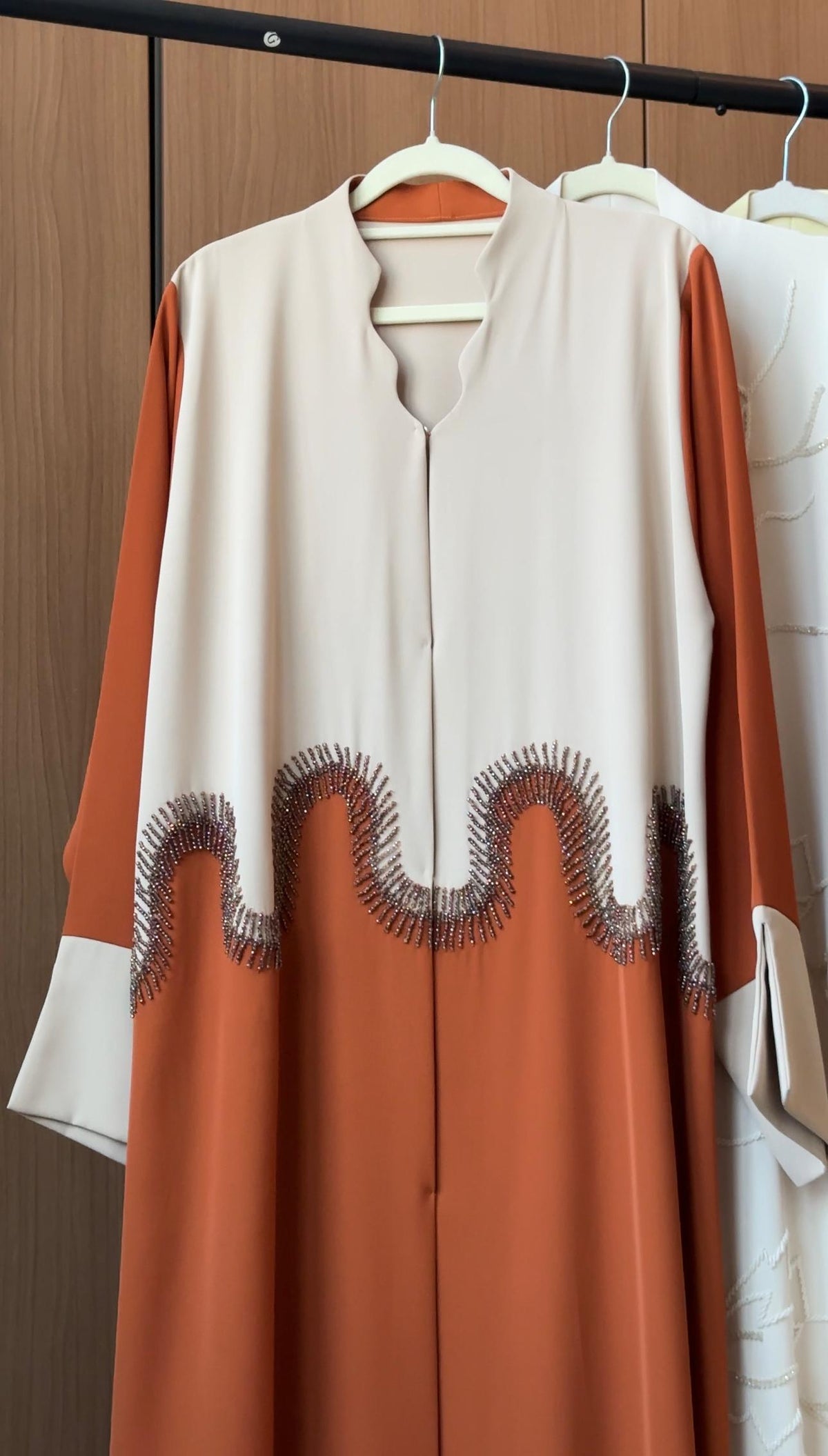 HEYA Sahara Dune Abaya – Terracotta & Cream