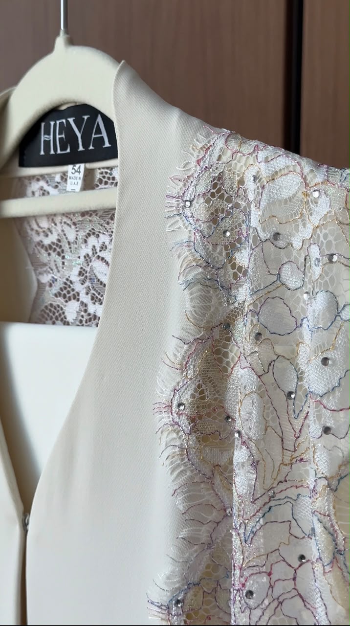 Ivory Lace Bloom Abaya